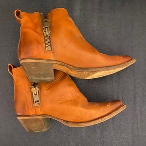 Frye Sacha Shortie Western Boot